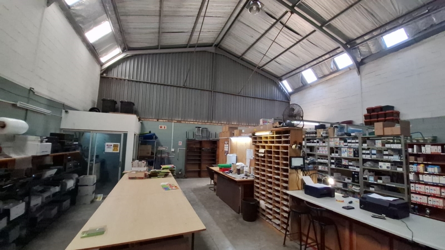 To Let commercial Property for Rent in Brackenfell Central Western Cape